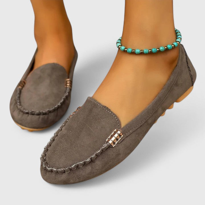 Karin | Ortopediska Loafers med Metalldetalj