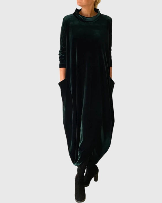 Ingrid - Sammetsklänning med Figurnära Passform