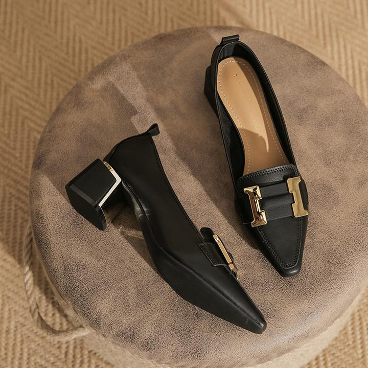 Josefin | Spetsiga Pumps till Kontoret och Kvällen