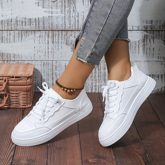 Vita Sneakers med Hög Sula och Snörning