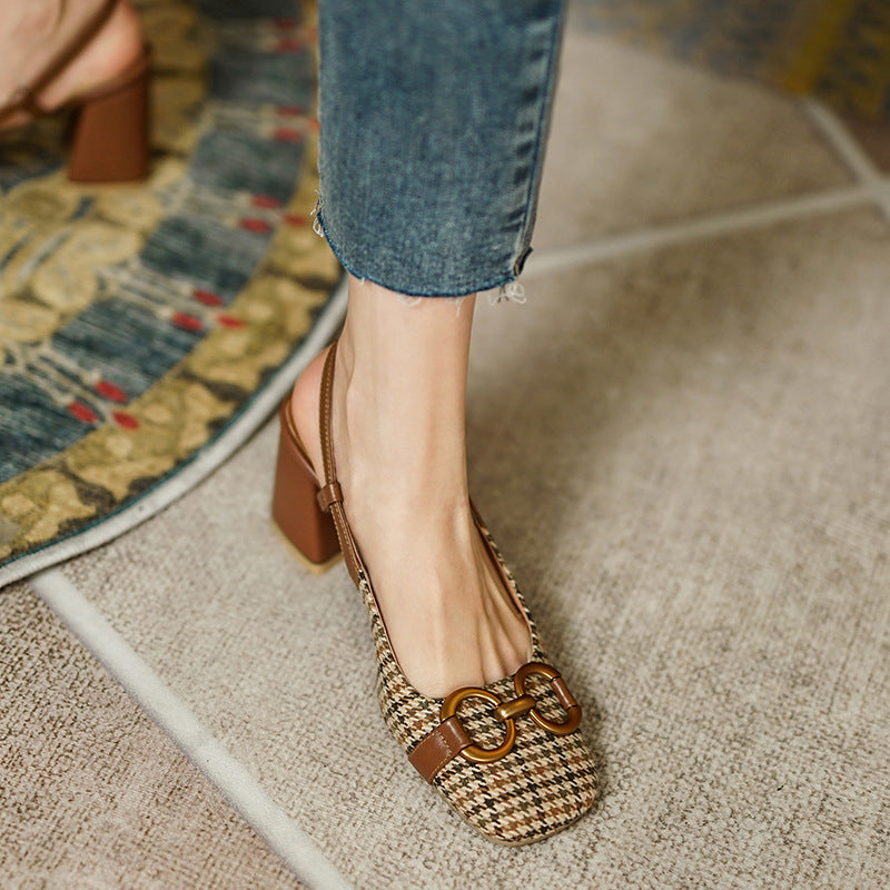 Emilia | Eleganta Slingback-skor med Gulddetalj