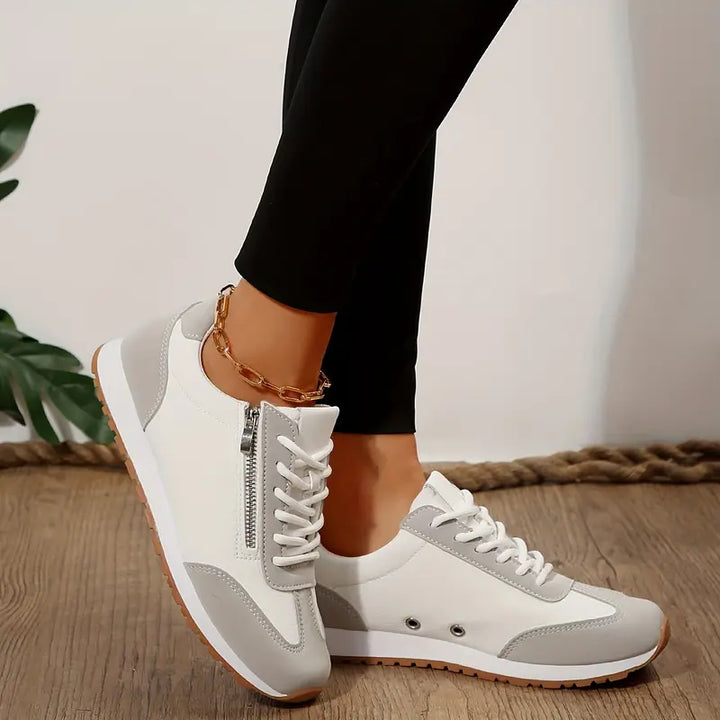 Ebba | Bekväma Sneakers med Diskret Upphöjd Sula