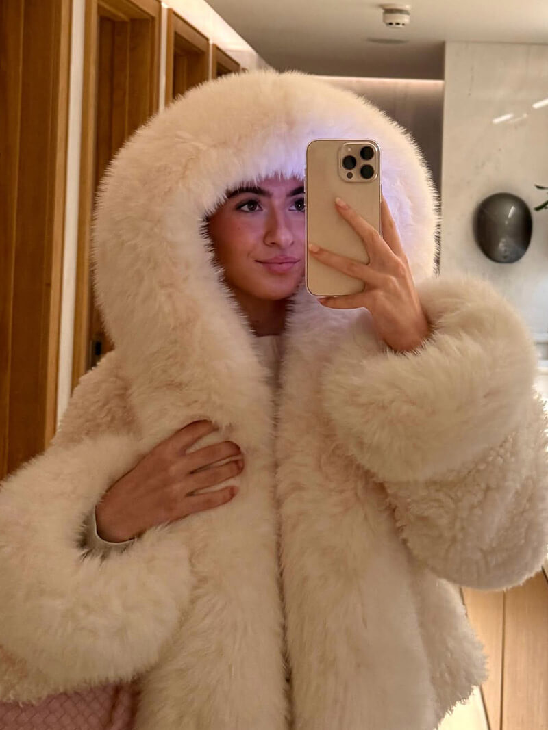 Fluffig Konstpäls Jacka med Oversize Huva