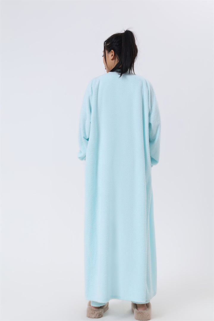 Pyjamas dam i tredelat set med mjuk och fluffig känsla